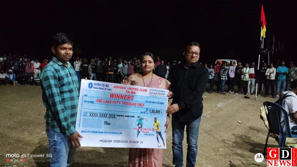 तीन दिवसीय फुटबॉल प्रतियोगिता का भव्य समापन, मार्गोमुंडा टीम बनी विजेता। 9 img 20260222 wa00278431323570537542076