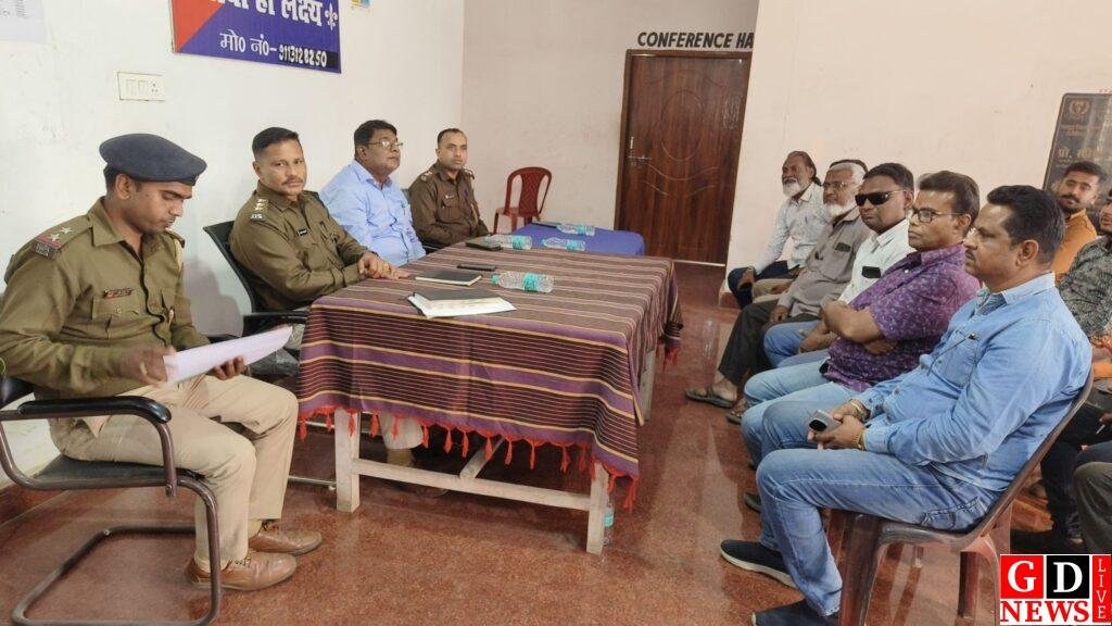 होली–रमजान पर सौहार्द का संदेश, महेशपुर व रदीपुर में शांति समिति की बैठक, असामाजिक तत्वों पर कड़ी नजर। 8 img 20260224 wa00224076426385948166761