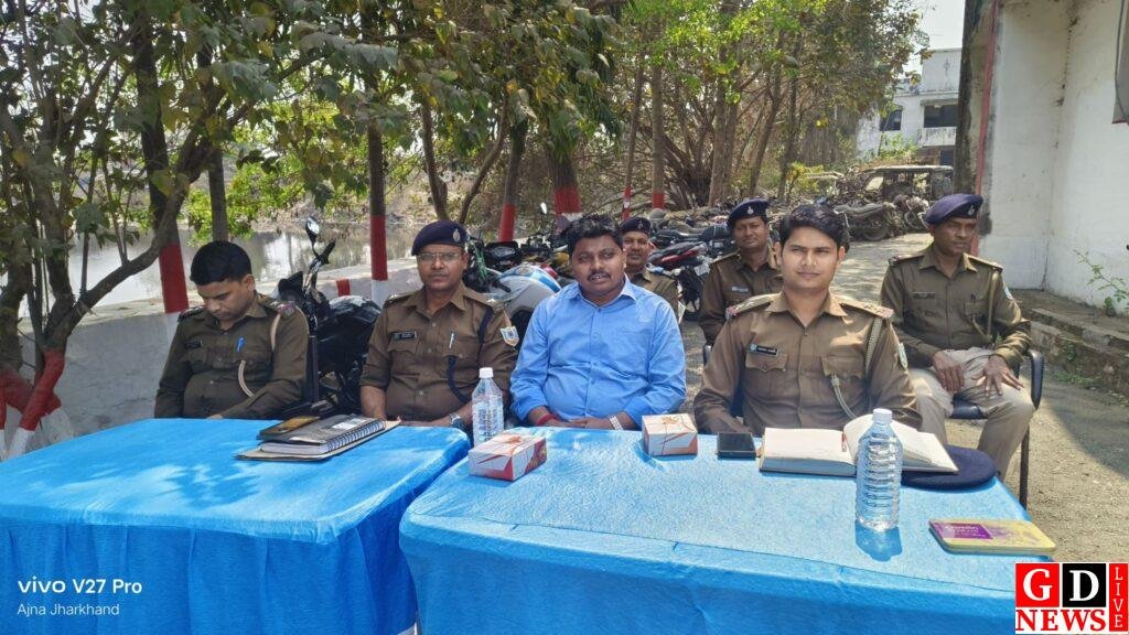 होली–ईद को लेकर मुफ्फसिल थाना में शांति समिति की अहम बैठक, सौहार्द बनाए रखने पर जोर 8 img 20260225 wa00697623139415006241431