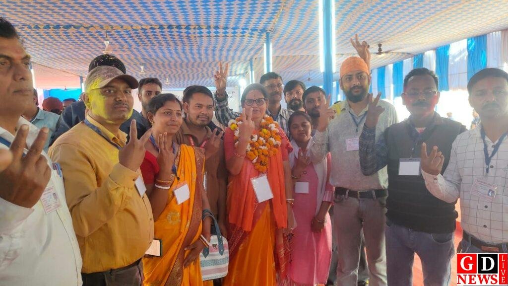 प्रचार में लगी थी पूरी सरकार, नतीजे में शबरी निकलीं सुपरस्टार! 8 img 20260227 wa00447498888439048092004