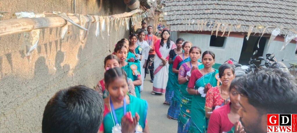 उपासना मरांडी ने मरियम चर्च नारायणगढ़ में होली लैंड माह की विशेष प्रार्थना सभा में की सहभागिता, दिया एकता और सद्भाव का संदेश। 9 img 20260227 wa0063851527069736608653