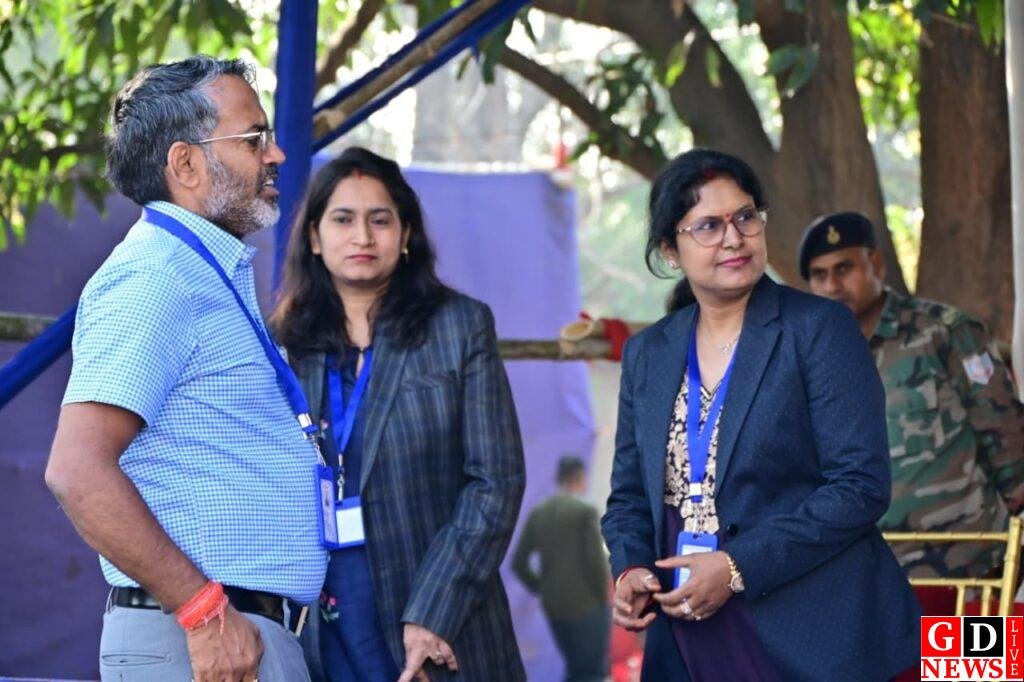 मतगणना कार्य कड़ी सुरक्षा के बीच शुरू, जिला निर्वाचन पदाधिकारी-सह-उपायुक्त, रामनिवास यादव ने किया अवलोकन 7 img 20260227 wa0075459775569366283482