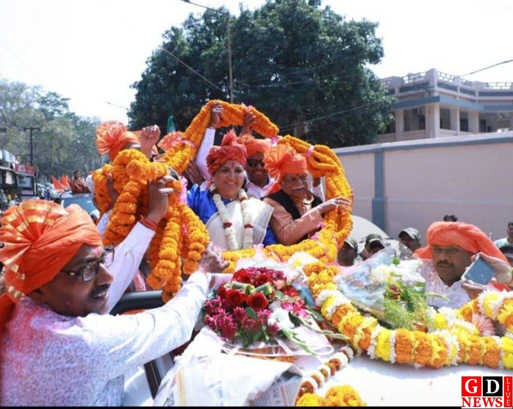 संघर्ष की जीत, विश्वास की जीत — मेदिनीनगर निगम क्षेत्र की जनता नें फिर अरुणा शंकर को सौंपा विकास का कमान। 12 img 20260228 wa0011606001343757778733