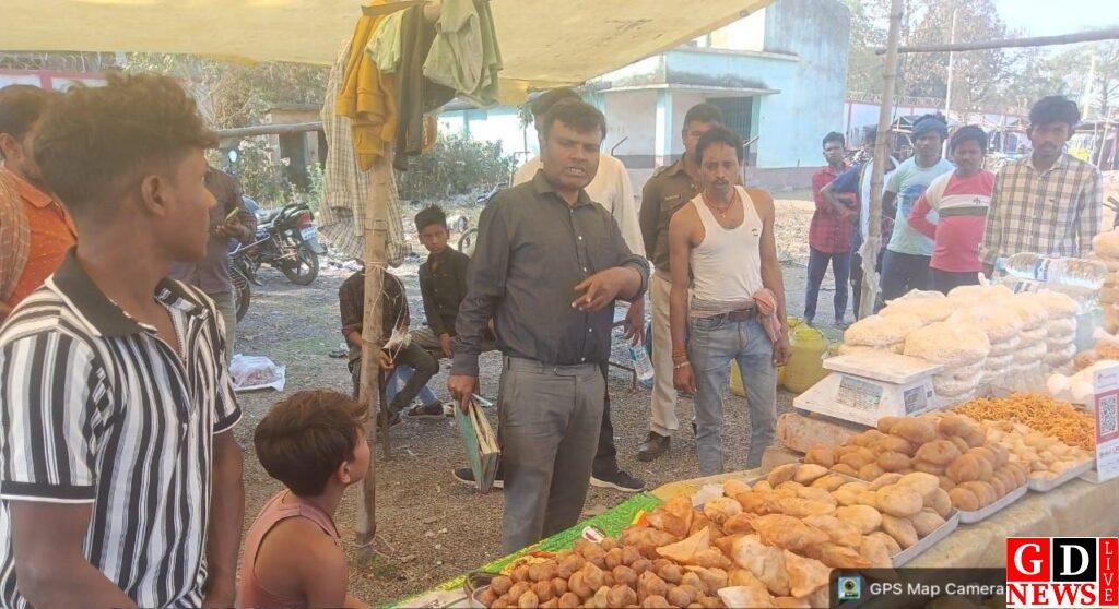 होली से पहले मिलावटखोरों पर कार्रवाई, खाद्य सुरक्षा विभाग का छापा, अमानक मिठाइयाँ नष्ट। 7 img 20260228 wa00254976724089281223647