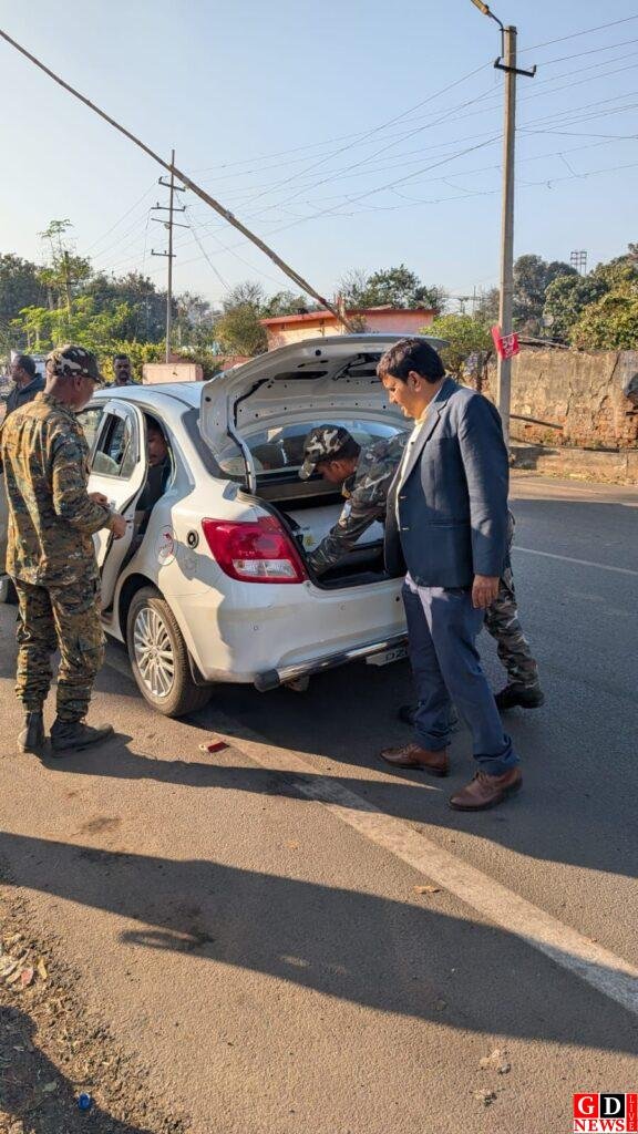 फुसरो नगर परिषद निकाय चुनाव को लेकर निर्वाचन पदाधिकारी सख्त, चलाया गया गहन वाहन जांच 8 motion photo 2156497162931663038066486770009656606