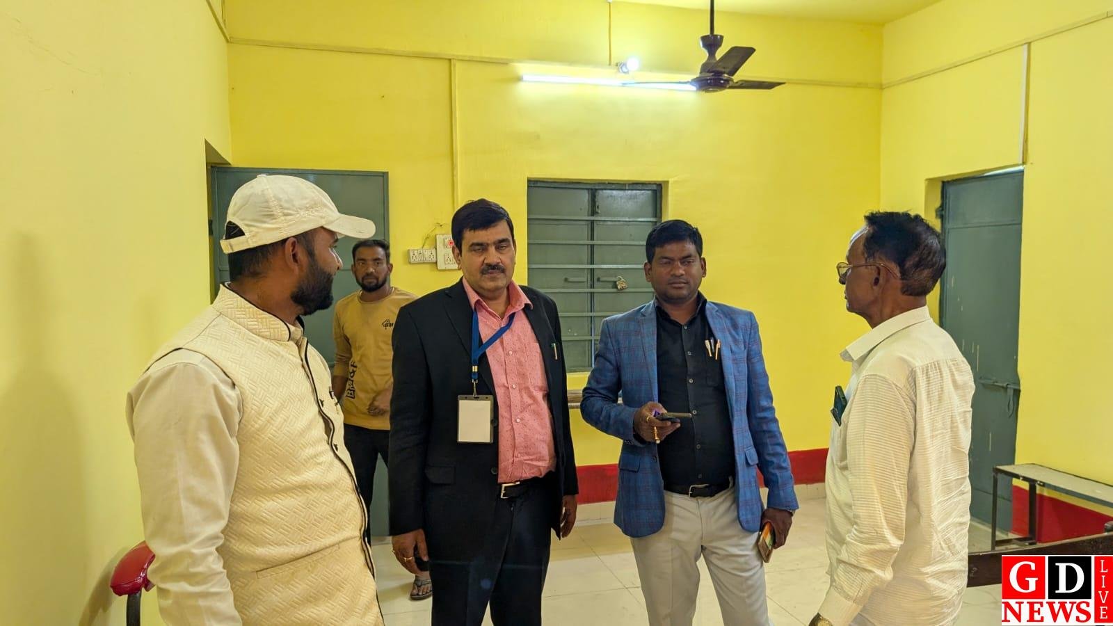 नगर निकाय चुनाव को लेकर मतदान केंद्रों का हुआ निरीक्षण