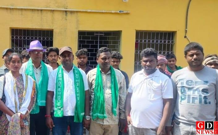 तेजस्वी यादव के रांची आगमन की तैयारी तेज, राजद की जिला स्तरीय बैठक