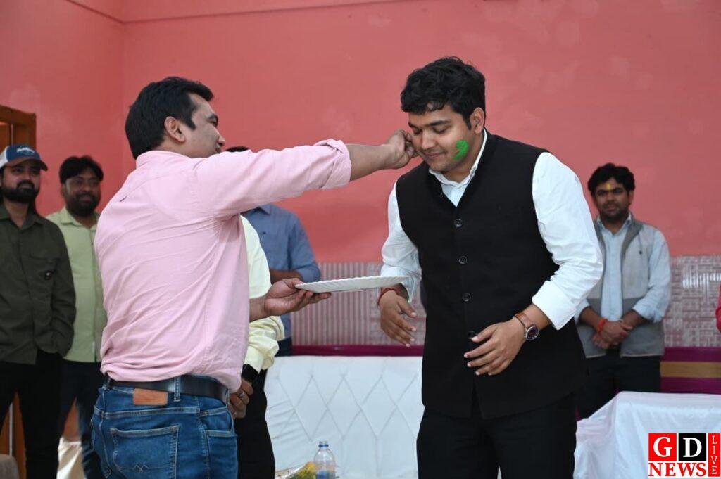 सौहार्द और सम्मान की होली, नगर परिषद के भव्य मिलन समारोह में प्रशासनिक एकजुटता का संदेश। 7 img 20260301 wa0027179868331707439516