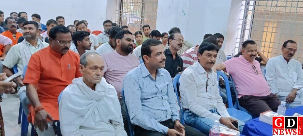 ईद, सरहुल और रामनवमी को लेकर नगर थाना में शांति समिति की बैठक। 7 img 20260316 wa00292369223698831199885