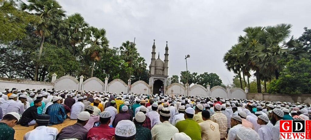 सौहार्द और भाईचारे के साथ मनी ईद, शांतिपूर्ण माहौल में अदा हुई नमाज। 7 img 20260321 wa0060497870418248921532