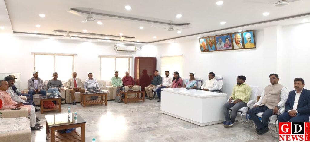 राधा गोविन्द विश्वविद्यालय में आयोजित साक्षात्कार कार्यक्रम में 460 अभ्यर्थियों ने लिया भाग 8 img 20260322 wa00902337232065538383029