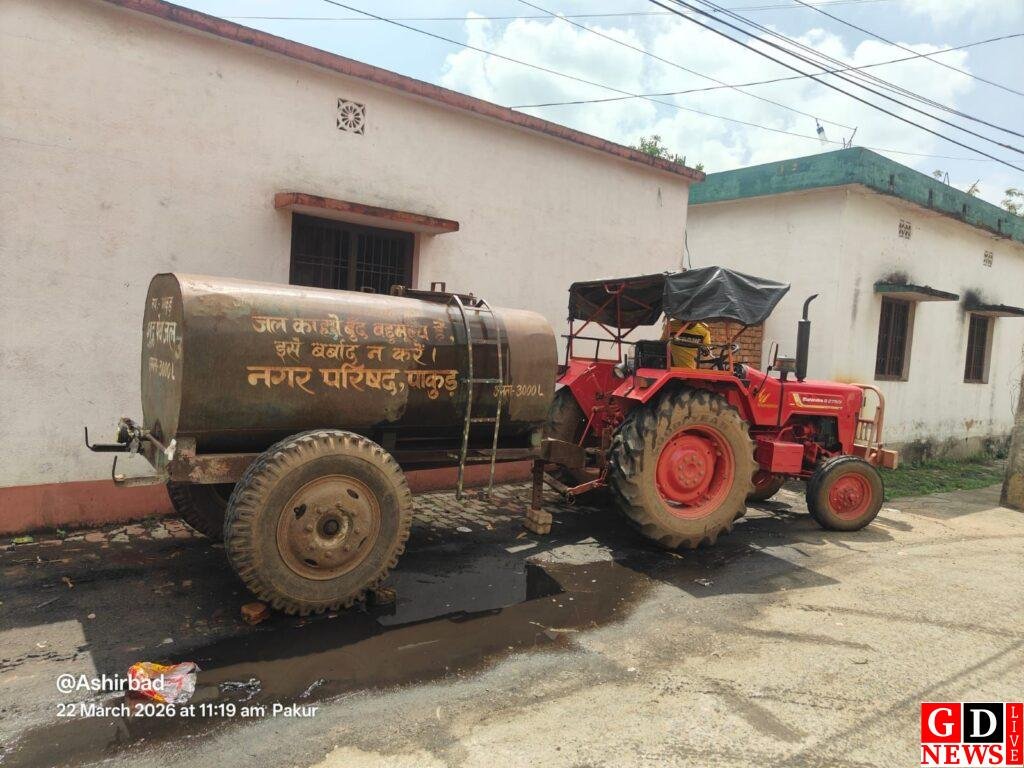 मोटर खराब होते ही दौड़ी व्यवस्था, रातों-रात टैंकर से पानी, 24 घंटे में नई मोटर लगाकर संकट खत्म। 7 img 20260323 wa00394486335587813331374