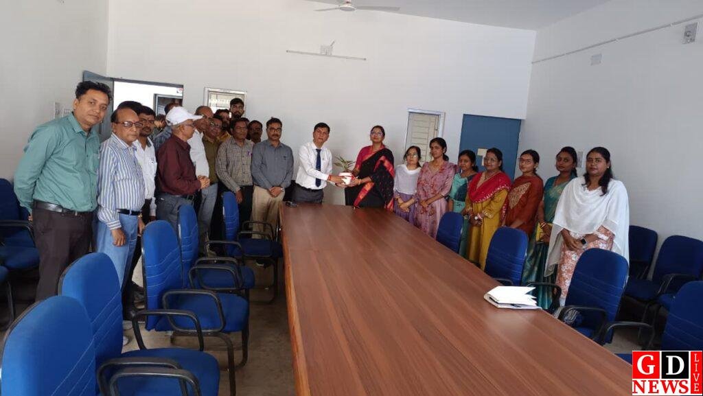 टाटा डीएवी पब्लिक स्कूल, भूइयांडीह में डॉ० सोनिया तिवारी ने प्राचार्या का पद संभाला 9 img 20260324 wa00473677019444641601054