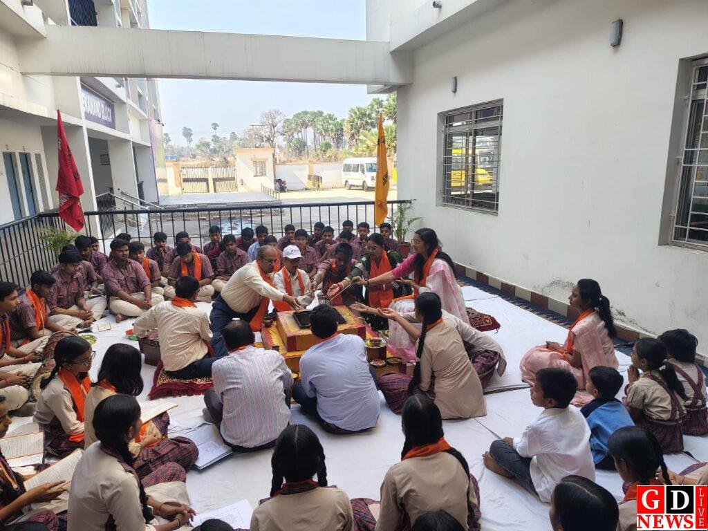 टाटा डीएवी पब्लिक स्कूल, भूइयांडीह में डॉ० सोनिया तिवारी ने प्राचार्या का पद संभाला 8 img 20260324 wa0048953888970180709570