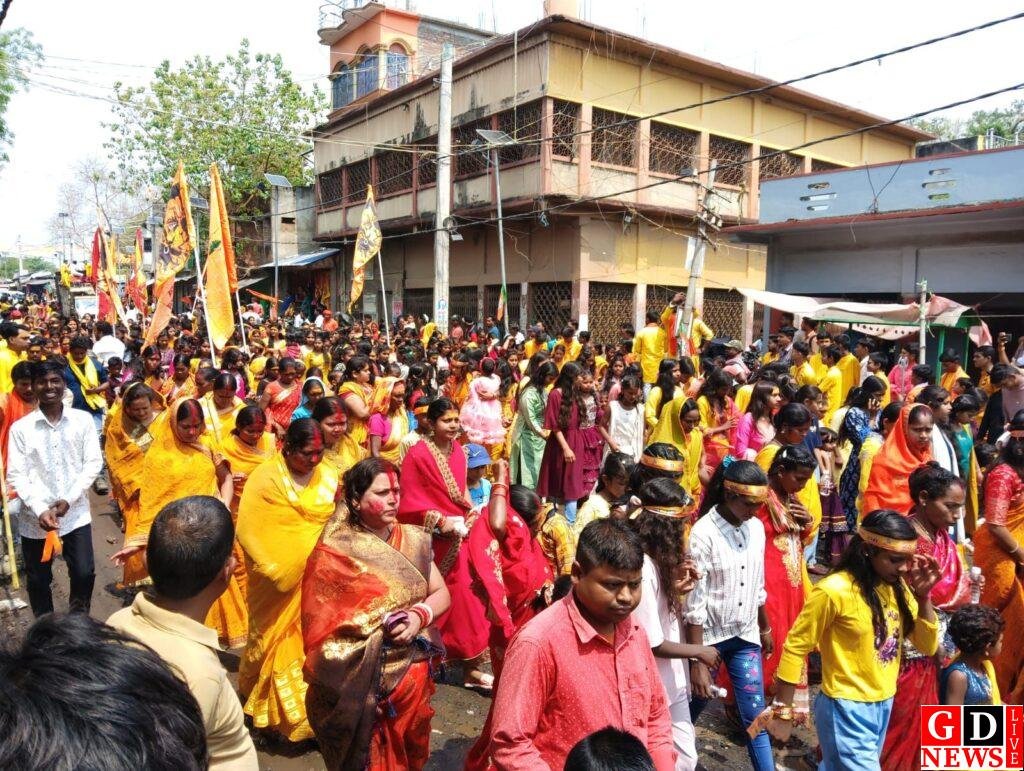 भव्य अखाड़ा जुलूस से गूंजा जय श्रीराम, कटप्पा टीम की झांकी ने मोहा मन। 7 img 20260328 wa00948211945115647751646