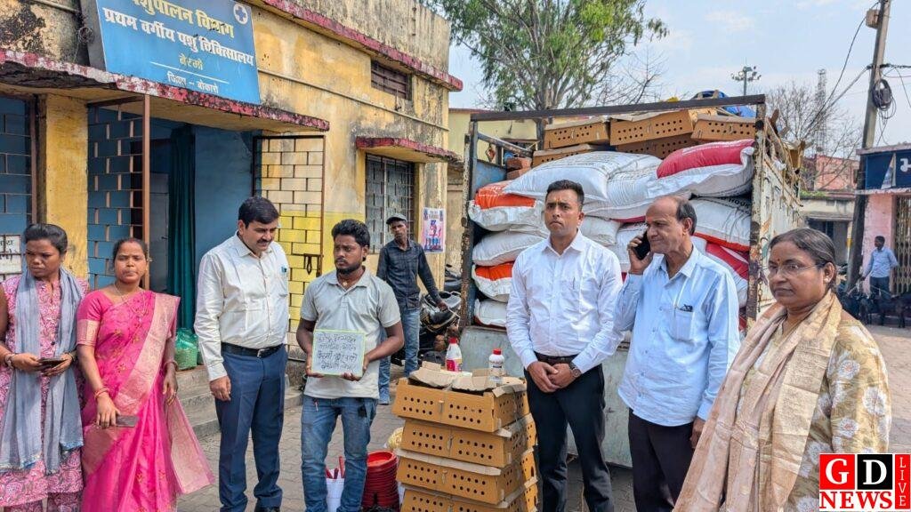 पशुपालन विभाग कार्यालय, बेरमो में मुख्यमंत्री पशुधन विकास योजना के तहत् लाभुकों के बीच 10 यूनिट बकरा वितरण किया गया। 8 motion photo 52160263408765740293995401281187048336