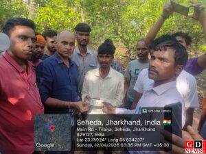 गोमिया के जागेश्वर जंगल में जंगली हाथियों के हमले में रविवार को हुई एक महिला की मौत के बाद वन विभाग लगातार सक्रिय 1 IMG 20260412 WA0108