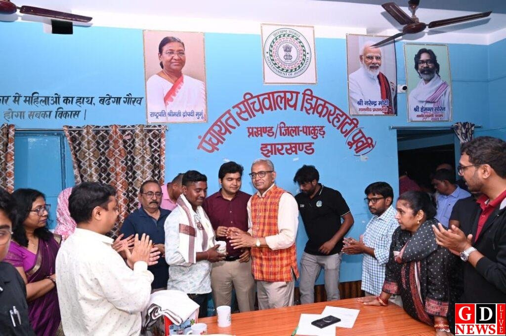 झीकरहाटी पूर्वी ने रचा इतिहास, महिला सशक्तिकरण में देशभर में दूसरा स्थान,डीसी मनीष कुमार की पहल लाई रंग। 8 img 20260401 wa00018098940807489979434