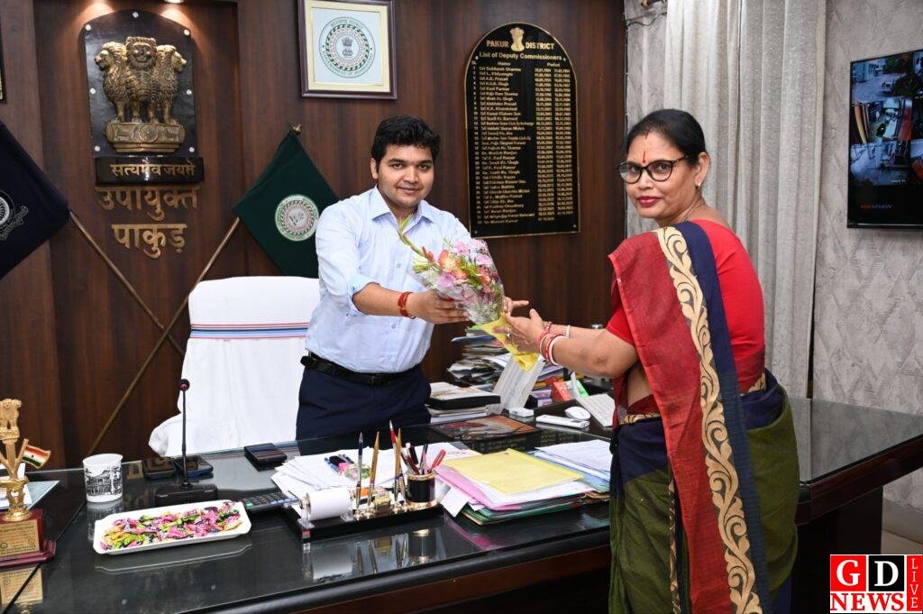 नगर परिषद अध्यक्ष-उपाध्यक्ष ने डीसी से की मुलाकात, समन्वय से योजनाओं को गति देने पर जोर। 7 img 20260401 wa00687144154911141261406