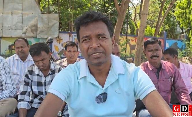 विभिन्न मांगों को लेकर मनरेगाकर्मियों की अनिश्चितकालीन हड़ताल जारी 7 img 20260410 wa0028445817958101781628