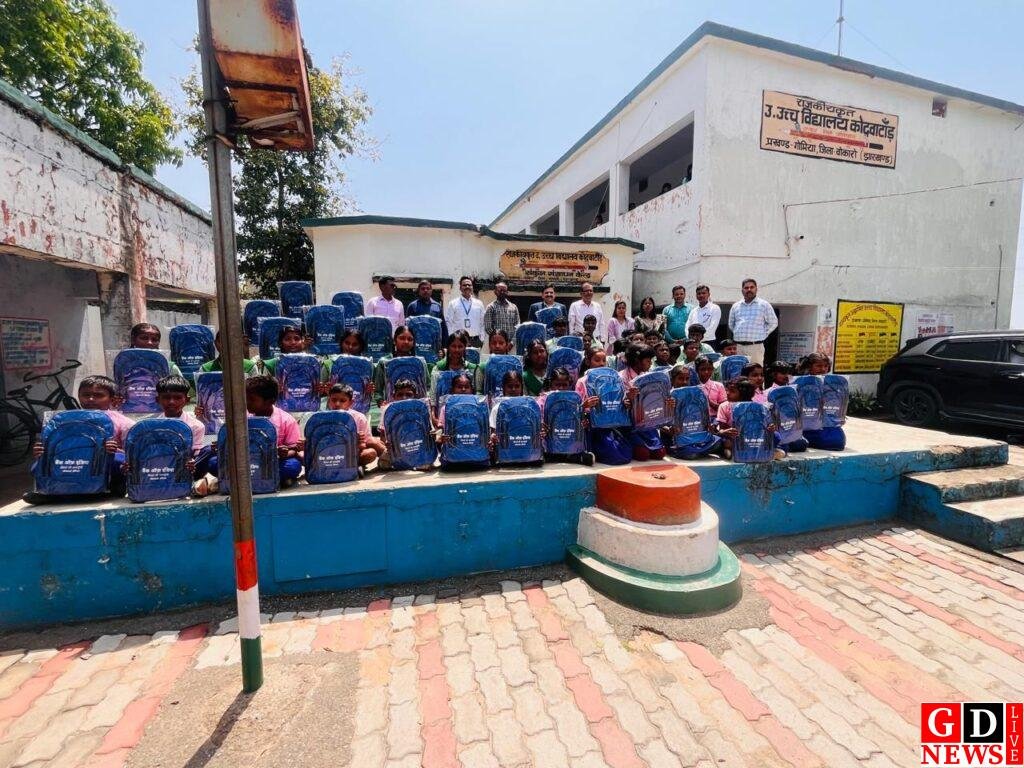 24x7 सेवा हेतु बैंक ऑफ़ इंडिया के ललपनिया शाखा में हुआ आधुनिक एटीएम का उद्घाटन 11 img 20260410 wa01154539072086302929247