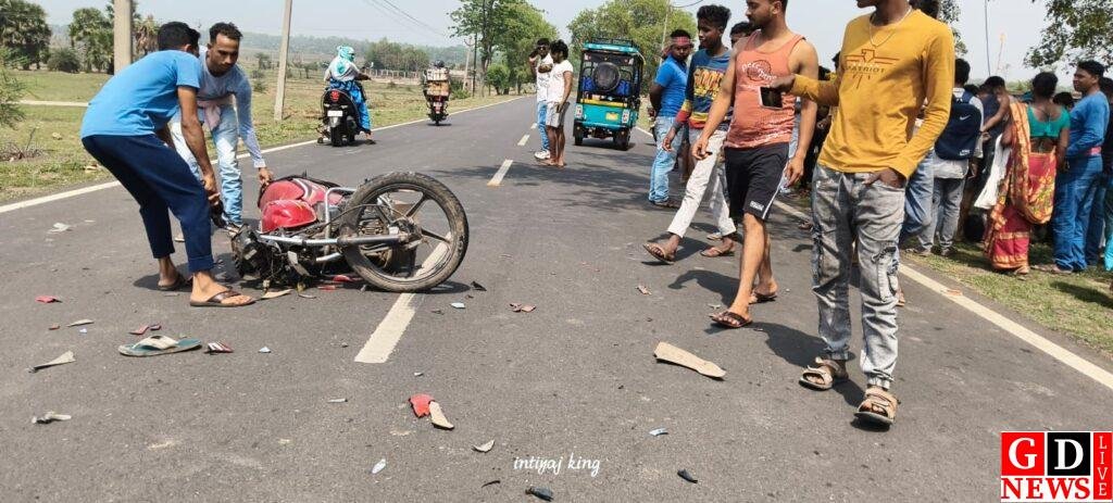 आमने-सामने बाइक भिड़ंत में दो घायल, दोनों को किया गया रेफर। 8 img 20260413 wa00391168904908617518150