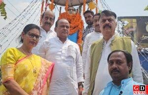 सबरी पाल का सत्ता पक्ष के नेताओं से ‘मिलन पर्व’ जारी, सियासत में पक रही नई खिचड़ी 8 img 20260415 wa00232138412489922490848