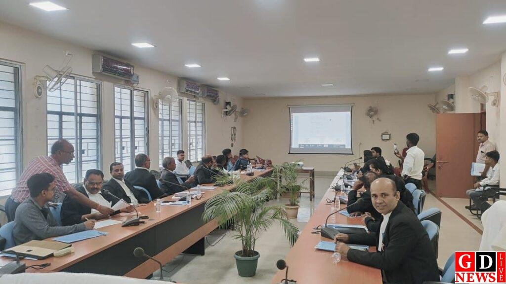 ई-कोर्ट्स प्रशिक्षण से डिजिटल होगी न्याय प्रक्रिया, अधिवक्ताओं और कर्मियों को मिली नई तकनीकी दक्षता। 7 img 20260418 wa00625794029000639453342