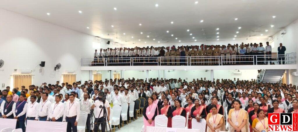 राधा गोविंद विश्वविद्यालय में दो दिवसीय अंतरराष्ट्रीय सम्मेलन का हुआ भव्य शुभारंभ 11 img 20260422 wa02517914896063961705927