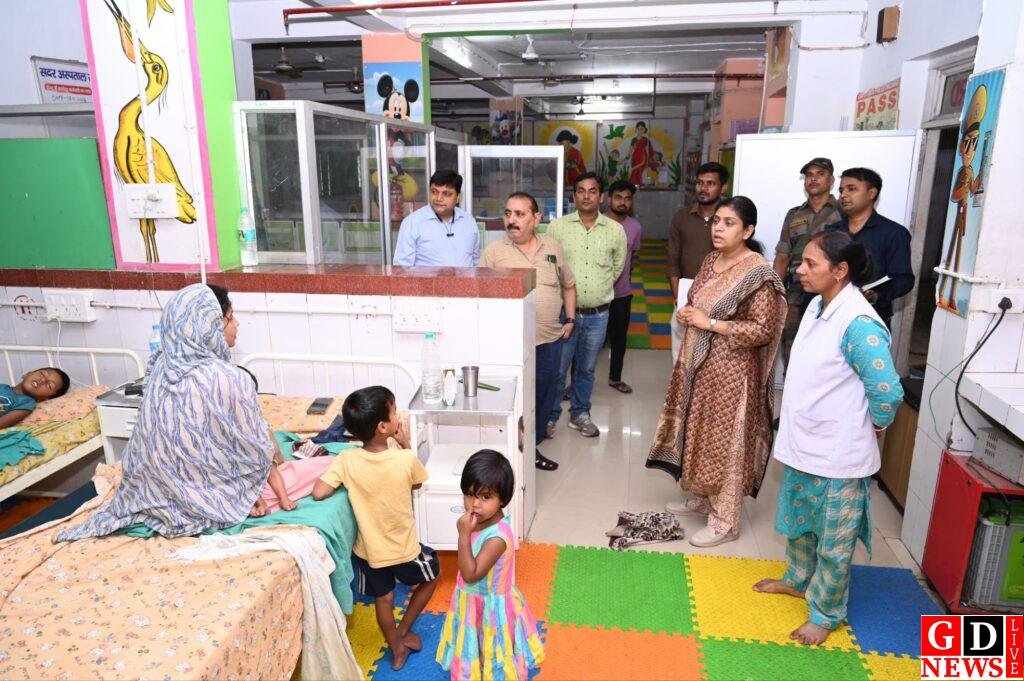 उपायुक्त ने किया सदर अस्पताल का निरीक्षण, स्वास्थ्य सेवाओं की गुणवत्ता सुधारने के दिए निर्देश। 7 img 20260429 wa002961172403627092327