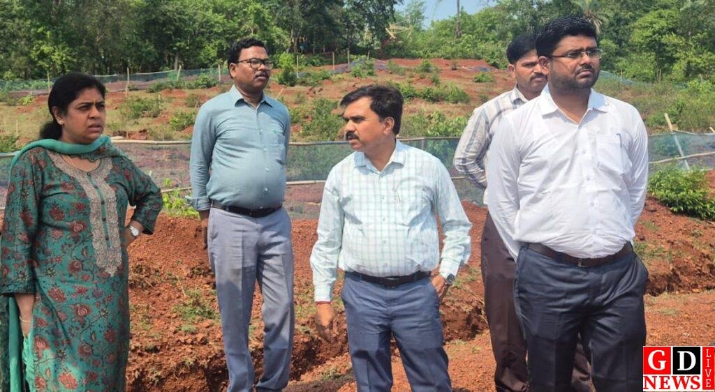 खराब पौधे, अधूरा काम…डीसी सख्त, आम बागवानी योजना में गड़बड़ी पर कार्रवाई के संकेत। 7 img 20260507 wa00385012365021707365419