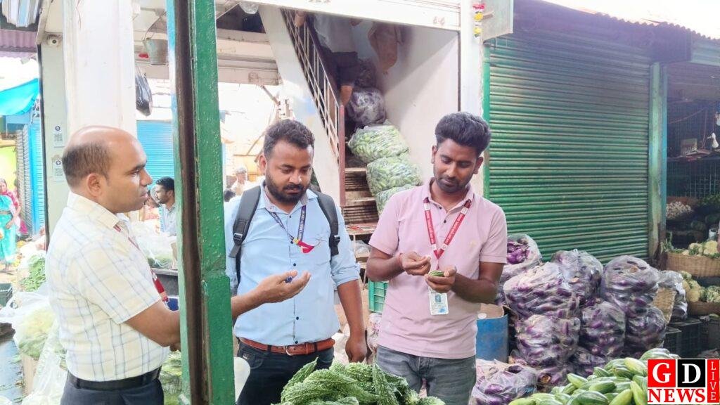 खाद्य सुरक्षा पदाधिकारी, हजारीबाग एवं खाद्य सुरक्षा टीम ने हजारीबाग मंडी मे औचक निरीक्षण किया 7 img 20260507 wa00755427634584704613032
