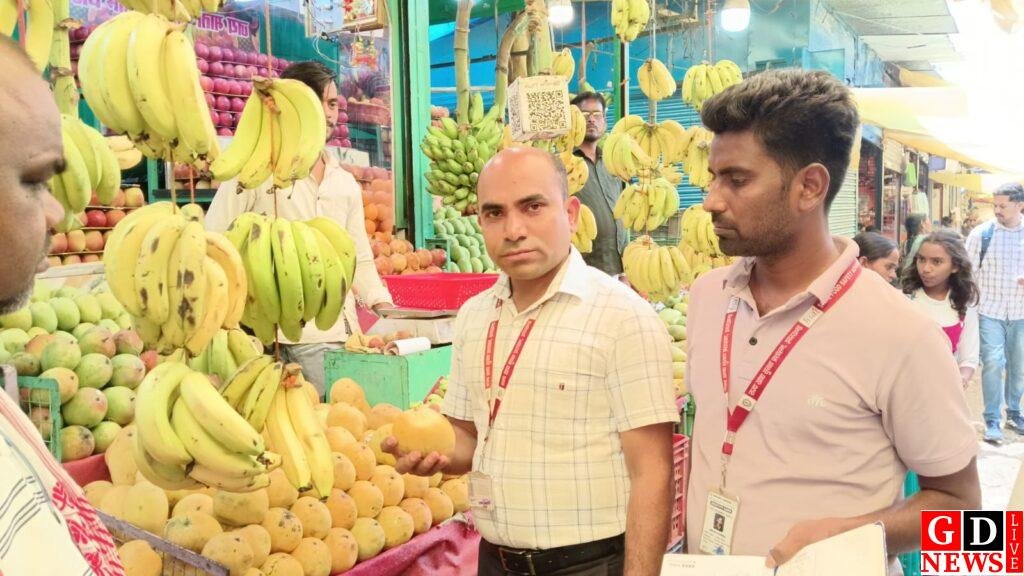 खाद्य सुरक्षा पदाधिकारी, हजारीबाग एवं खाद्य सुरक्षा टीम ने हजारीबाग मंडी मे औचक निरीक्षण किया 8 img 20260507 wa00796818253460053273016