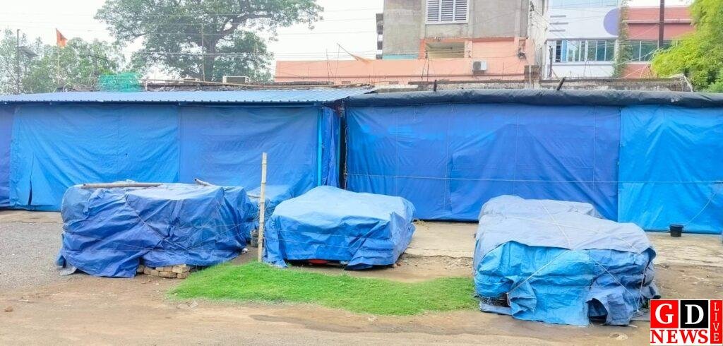 थाना के नाक के नीचे चोरों का तांडव! एक रात में पांच दुकानों पर धावा, व्यवसायियों में दहशत 8 img 20260528 wa00561528397595410331649