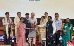 देश में दूसरे नंबर पर झिकरहट्टी पूर्वी पंचायत, महिला सशक्तिकरण के मॉडल ने दिलाया राष्ट्रीय सम्मान 6 IMG 20260603 WA0054