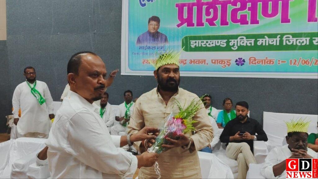 योग्य मतदाताओं के नाम हटाने की हो रही साजिश, लोकतांत्रिक तरीके से विरोध करेगी झामुमो: विनोद पांडेय 8 img 20260612 wa00362773351291597344599
