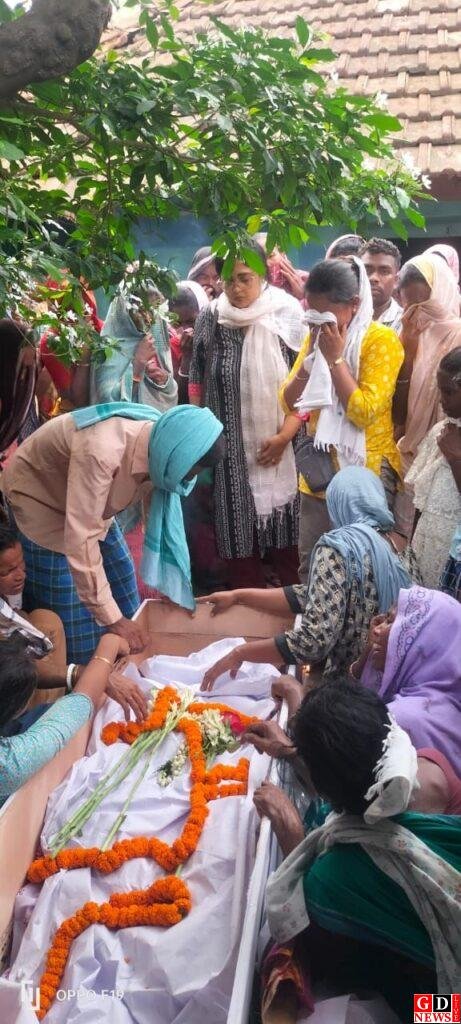 उपासना मरांडी की संवेदनशील पहल से लौटी अपनों की उम्मीद, तमिलनाडु से घर पहुंचा अरुणा टुडू का शव। 7 img 20260621 wa00136680371318251174585