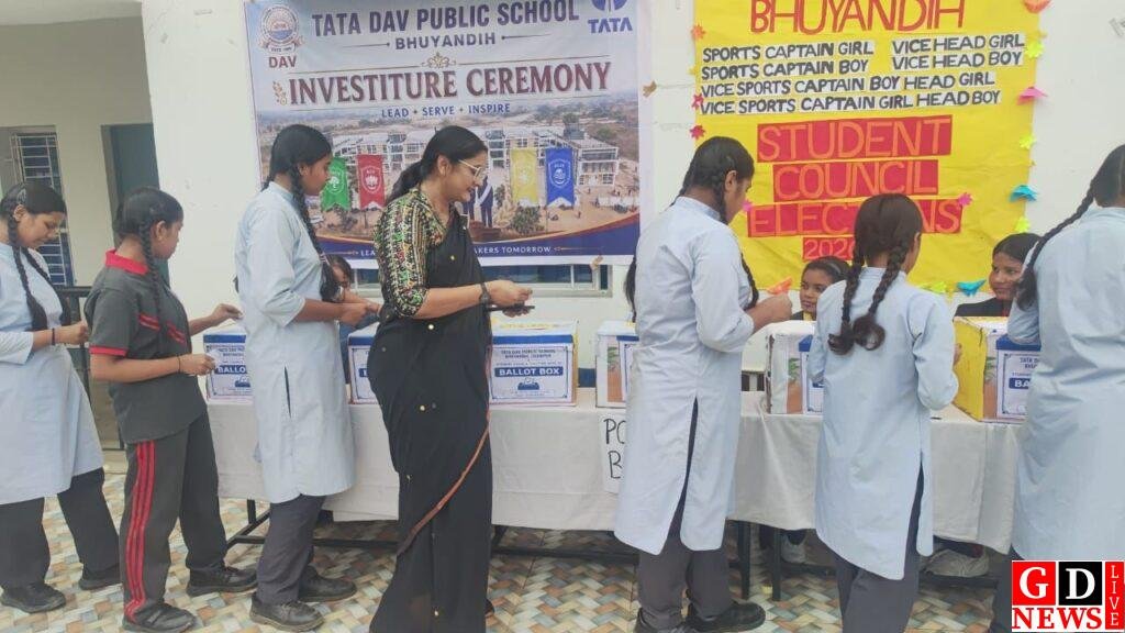 टाटा डीएवी, भुइयांडीह में छात्र परिषद-2026 के लिए मतदान एवं चयन प्रक्रिया संपन्न 8 img 20260701 wa00933161155690653438596