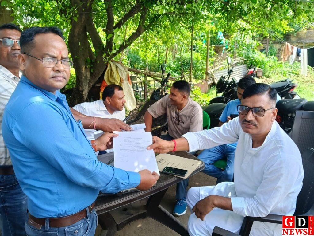 पुलिस एसोसिएशन चुनाव में रामाशीष सिंह के सिर सजा अध्यक्ष का ताज, अनिल पंडित बने उपाध्यक्ष 10 img 20260705 wa00221806493450346074470