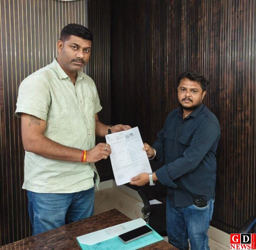एसआईआर अभियान में नगर परिषद अध्यक्ष-उपाध्यक्ष ने भरा प्रपत्र, बोले- हर पात्र मतदाता समय पर कराएं सत्यापन। 7 img 20260709 wa00254833898322802905260