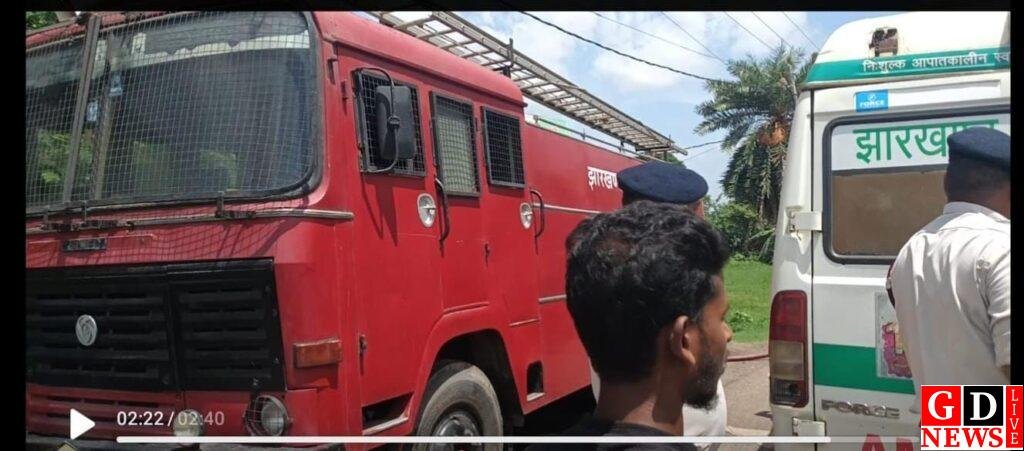 रेलवे स्टेशन पर सुरक्षा मॉक ड्रिल, आपात स्थिति से निपटने की तैयारियों का लिया गया जायजा 8 img 20260715 wa00547902358130548134076
