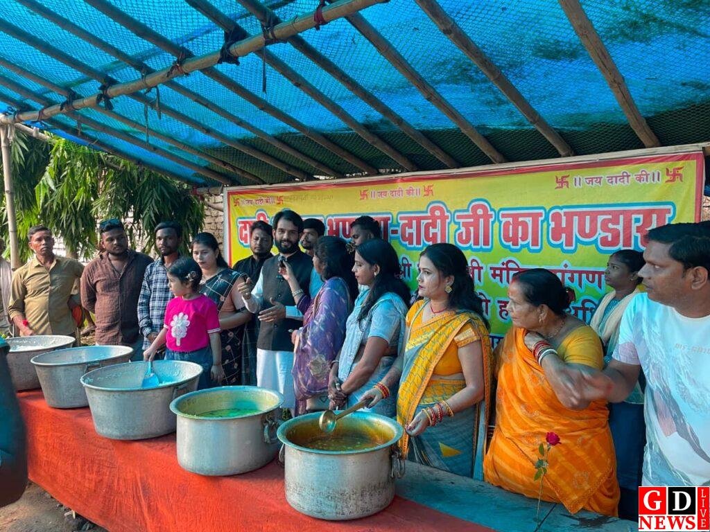 रामगढ़ बचाओ संघर्ष समिति (RBSS) का 10वाँ स्थापना दिवस के अवसर पर 170 गरीबों को भोजन करा एवं वृक्षारोपण एवं जनसेवा संकल्प के साथ हुआ सम्पन्न 8 img 20260723 wa01645627646564025241230