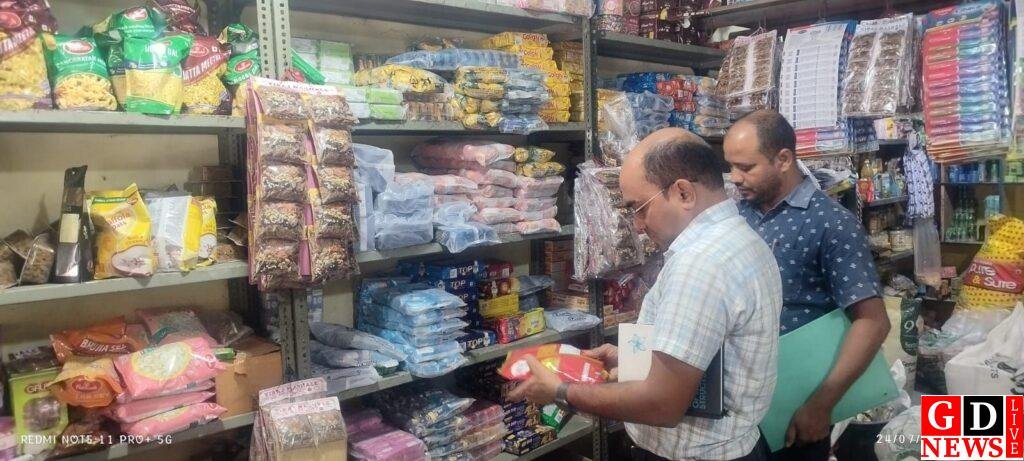 रामगढ़ मे खाद्य सुरक्षा विभाग का औचक जांच अभियान, मिलावटी खाद्य पदार्थों पर कड़ी कार्रवाई 7 img 20260724 wa02153253034195643604263