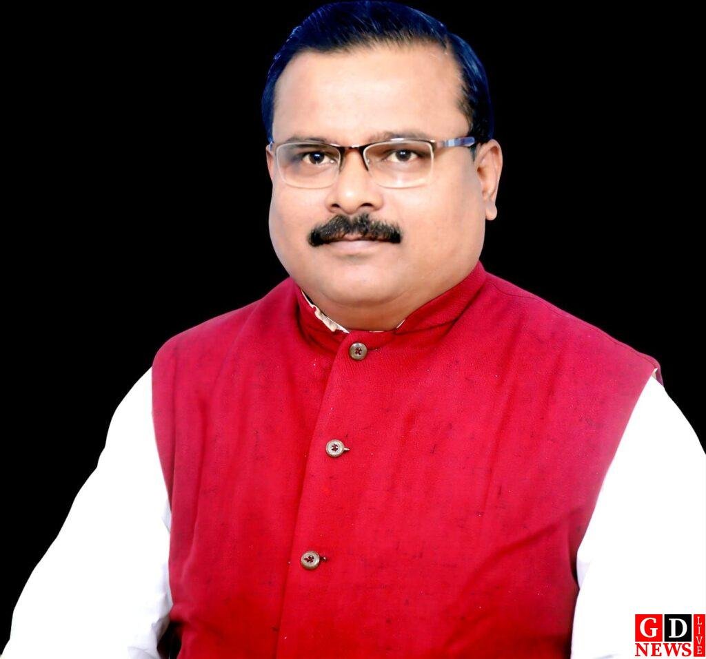 रेलवे भूमि पर चारदीवारी निर्माण एवं स्वच्छता व्यवस्था की मांग, वरिष्ठ मंडलीय अभियंता (समन्वय) हावड़ा को सौंपा गया आवेदन। 7 img 20260728 wa00311275551776848371651