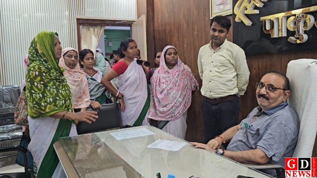 पांच माह से प्रोत्साहन राशि न मिलने से नाराज स्वास्थ्य सहियाओं का प्रदर्शन, सिविल सर्जन से मिला 8 img 20260730 wa00311450227892660393320