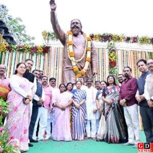 नेमरा (लुकैयाटांड़) की धरा पर दिशोम गुरू शिबू सोरेन की प्रतिमा के अनावरण के साथ-साथ क्षेत्र को मिली 105.2 करोड़ रुपए की योजनाओं की सौगात, देखिए संपूर्ण कार्यक्रम का समावेश 1 FB IMG 1785842320166
