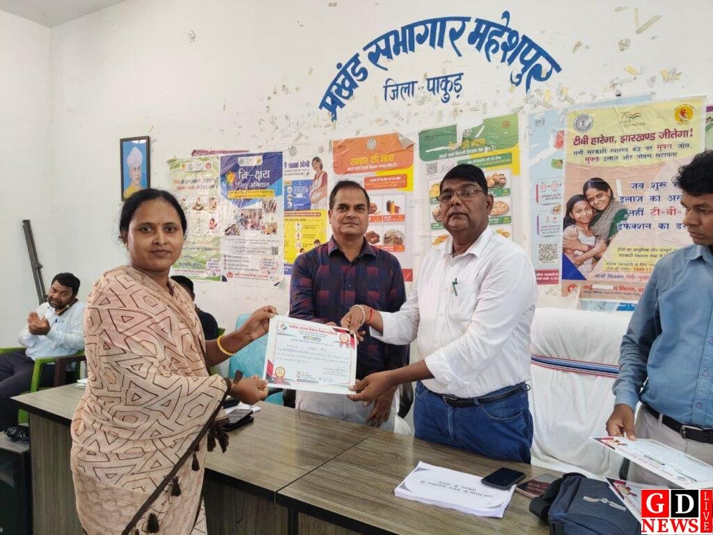 एसआईआर प्रशिक्षण में बीएलओ को दिए दावा-आपत्ति व नोटिस प्रक्रिया के निर्देश, उत्कृष्ट कार्य करने वाले सम्मानित 8 img 20260804 wa00371398824549682091811
