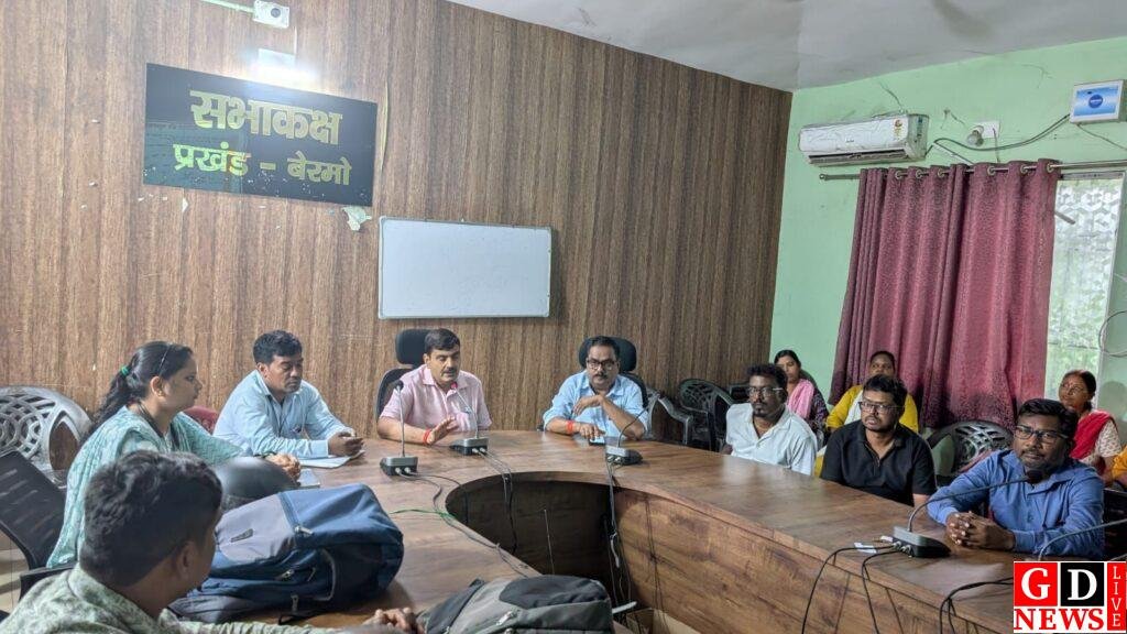 मतदाता सूची का विशेष गहन पुनरीक्षण कार्यक्रम 2026 के निमित्त प्रशिक्षण दिया गया 7 motion photo 525518553110205133881101795272382369
