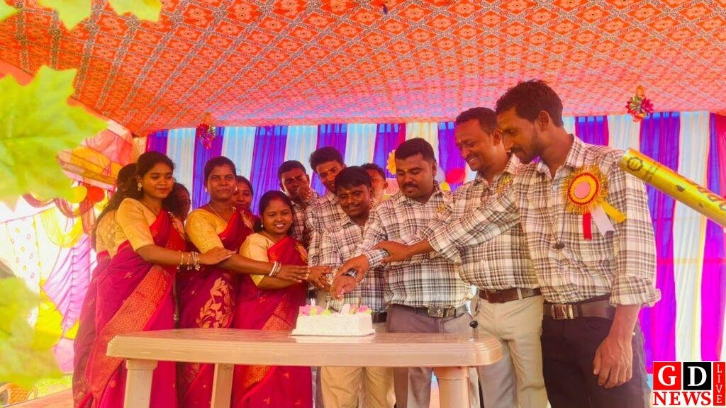 शिक्षक दिवस पर पाकुड़ में गूंजा गुरु सम्मान का भाव, सांस्कृतिक प्रस्तुतियों से सजे समारोह 11 img 20260905 wa00391644229919537235604