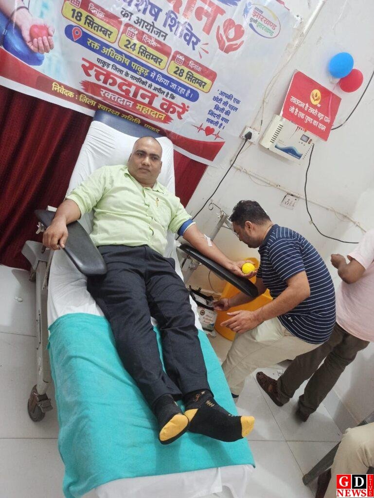 रक्तदान के लिए खुद आगे आईं डीसी मेघा भारद्वाज, बोलीं- एक यूनिट रक्त किसी की जिंदगी बचा सकता है। 9 img 20260924 wa0016843219097218298361